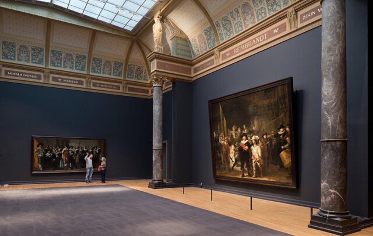 گردش-چند-دقیقه-ای-در-موزه-ملی-آمستردام