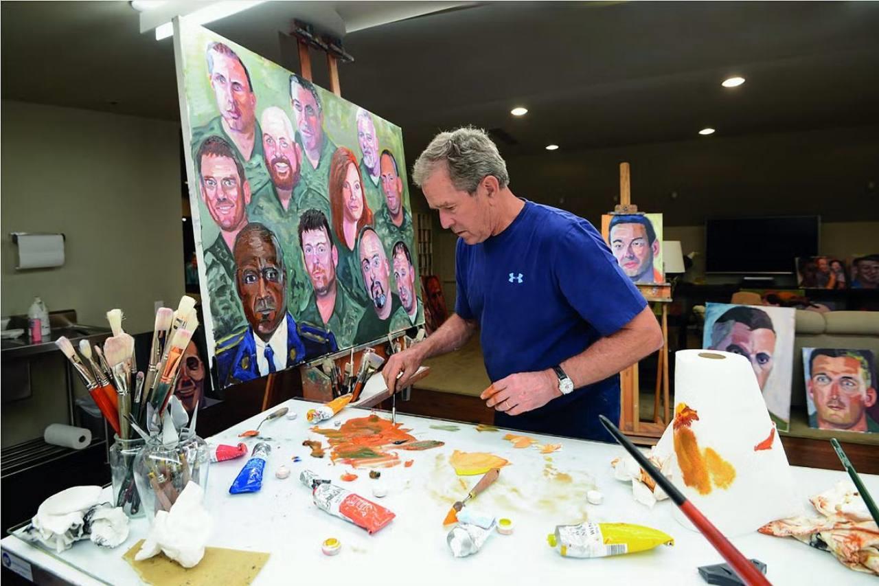 جورج-بوش-آثارش-را-به-نمایش-می-گذارد
